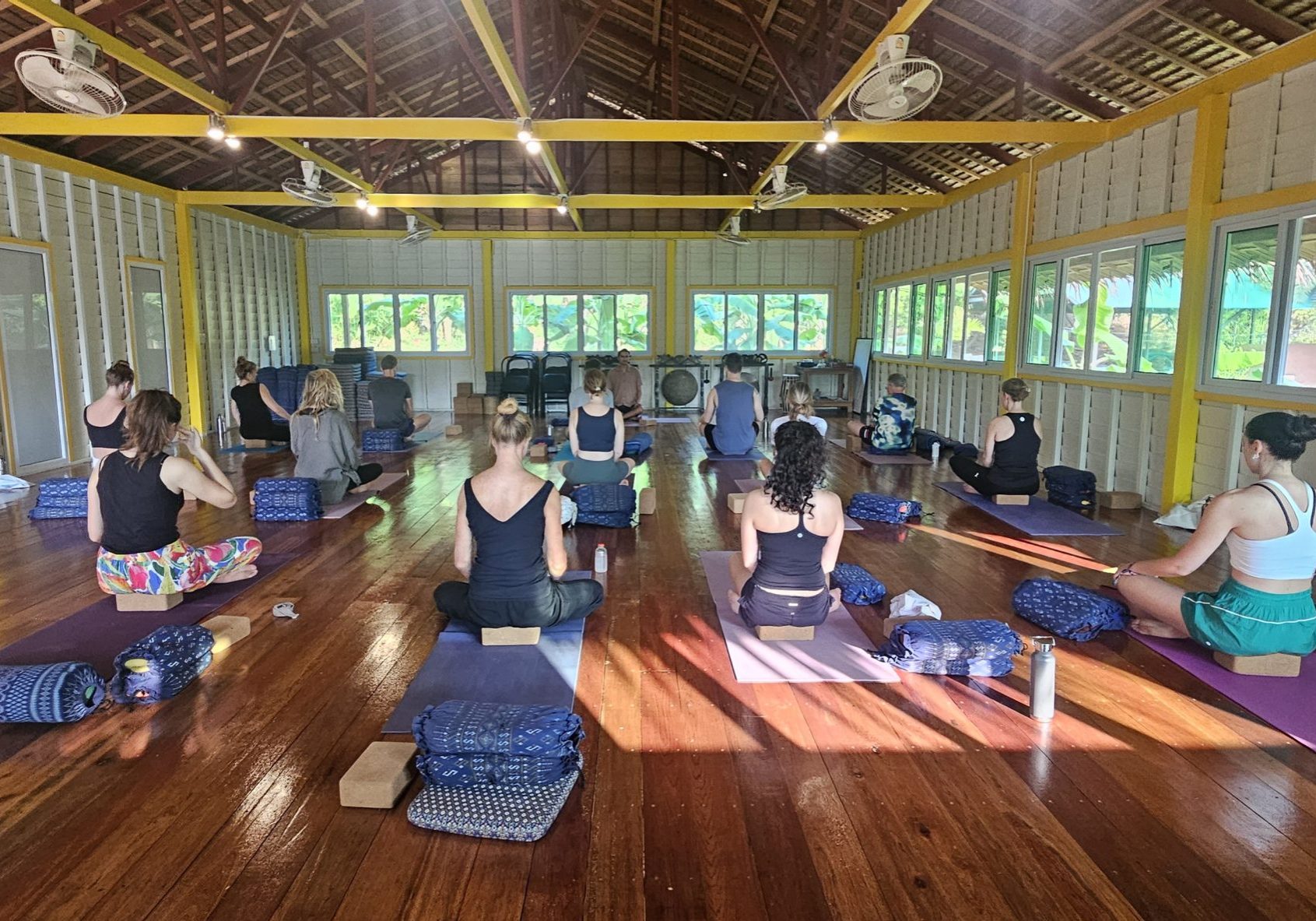 Island Yoga Ytt photo 271