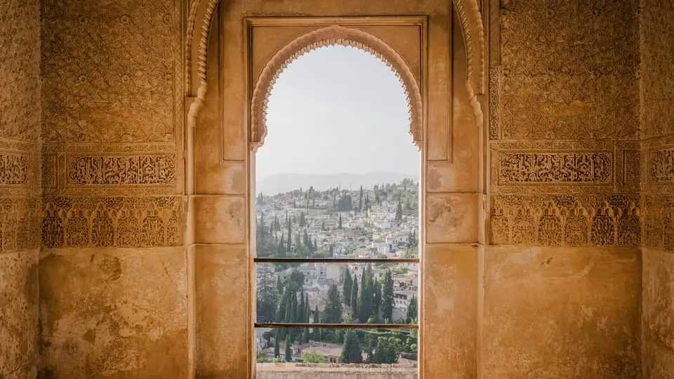 Around The World With Geoffrey Kent An Inspiring Expedition By Private Jet photo 2